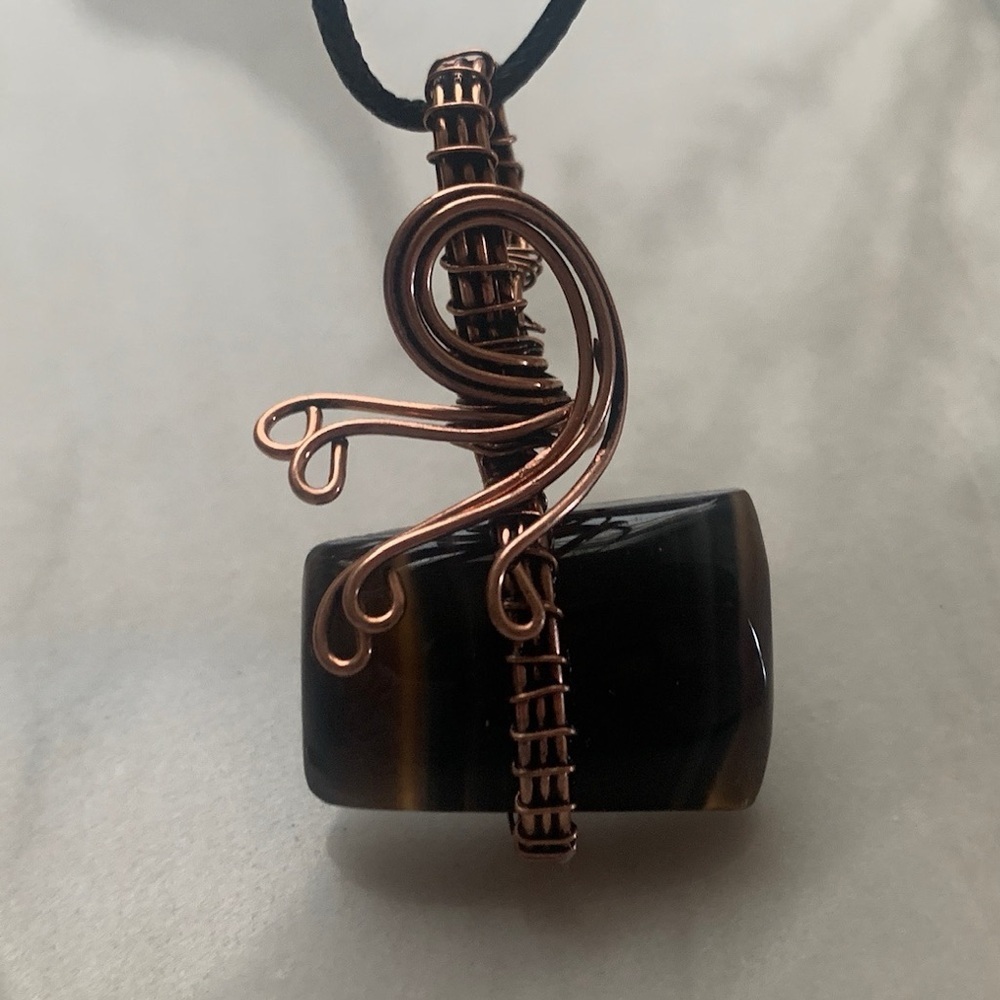 1885 Artisan Copper and Black Stone Necklace